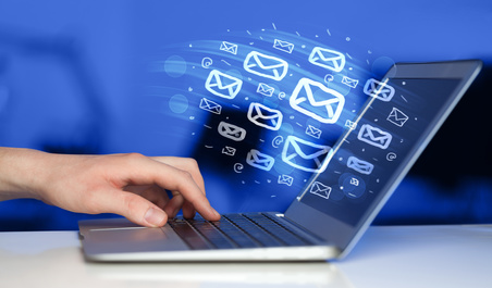 A quelles conditions un employeur peut-il mettre en place la surveillance des courriers électroniques de ses salariés ? 