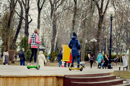 Trottinettes, gyropodes, hoverboards, mono-roues : une alternative dangereuse à la grève des transports  