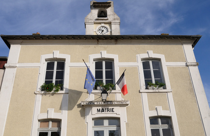 mairie - Crédit photo : © PackShot - Fotolia.com