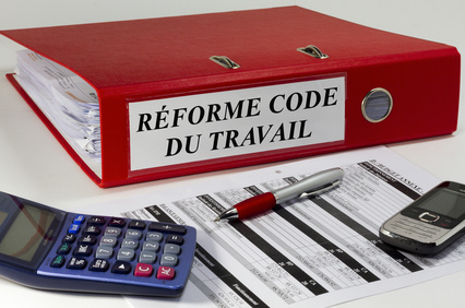 Contrat de travail : ​​​​​dans quelle mesure l’employeur peut-il imposer des changements à un salarié ? Distinguer modification du contrat de travail et modification des conditions de travail